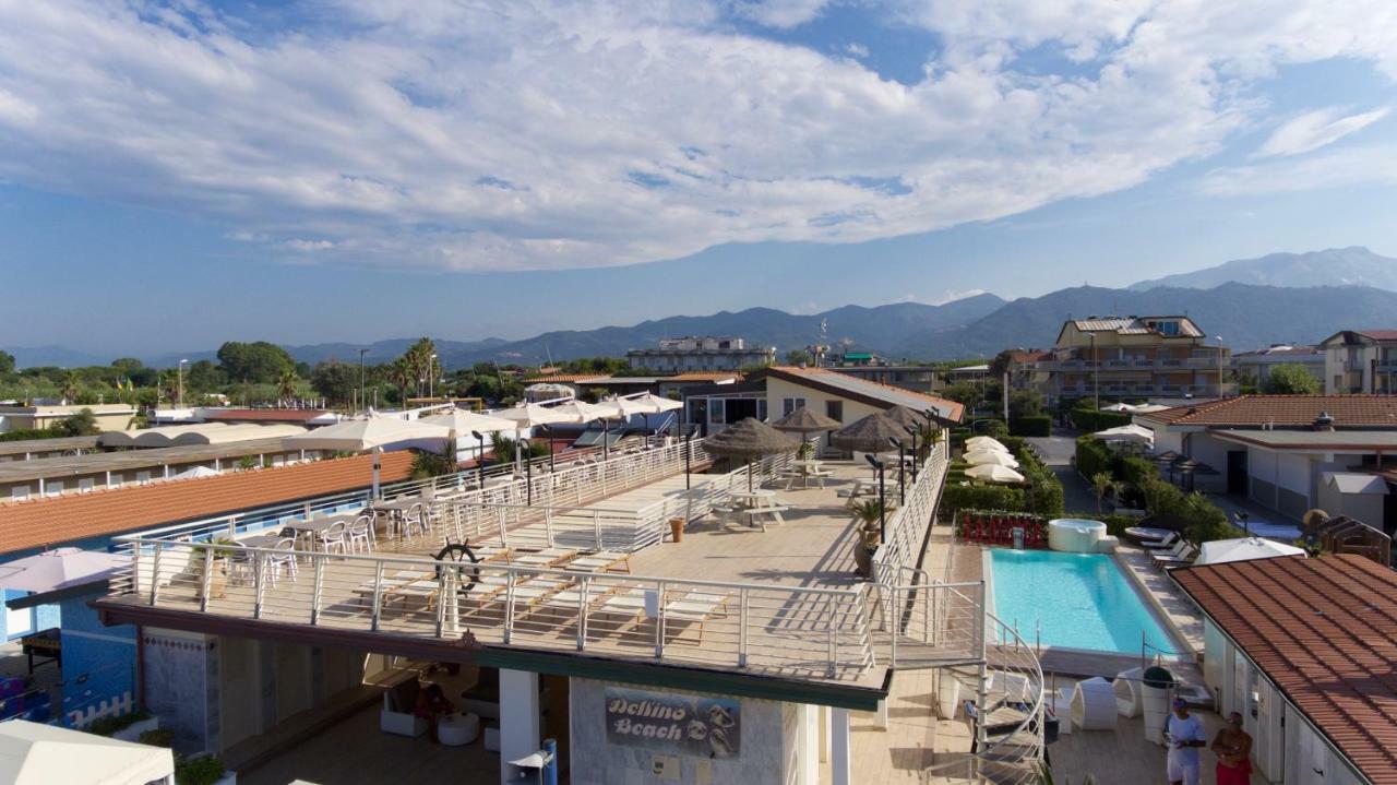 Hotel Delfino Marina Di Carrara Exterior foto